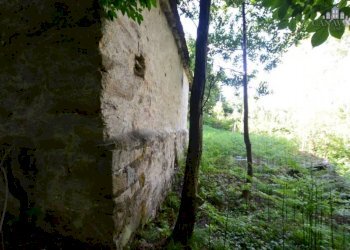 facciata - Rustic strada per Pian Campiglia, Valchiusa - photo 9