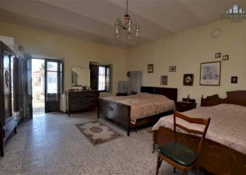Camera da letto - Casa indipendente Frazione Sant'Antonio, 204, Castellamonte - foto 11
