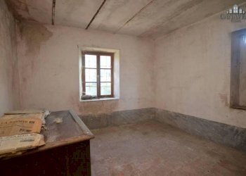 Camera da letto - Casa indipendente Frazione Sant'Antonio, 204, Castellamonte - foto 13