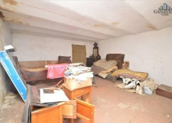 Stanza non arredata - Casa indipendente Frazione Sant'Antonio, 204, Castellamonte - foto 19