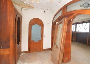 disimpegno - Appartamento piazza Boetto, 4, Cuorgnè - foto 7