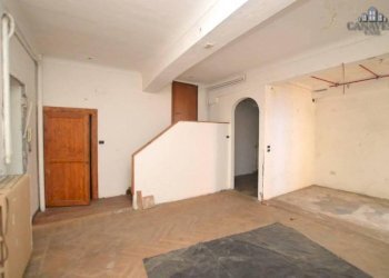 stanza - Appartamento piazza Boetto, 4, Cuorgnè - foto 13