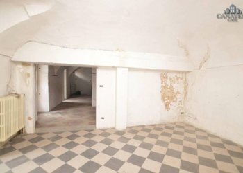 stanza - Appartamento piazza Boetto, 4, Cuorgnè - foto 17