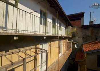 facciata - Appartamento piazza Boetto, 4, Cuorgnè - foto 21