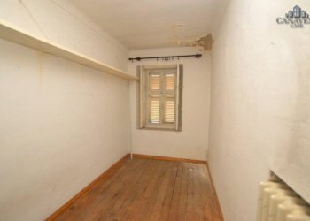 stanza - Appartamento piazza Boetto, 4, Cuorgnè - foto 30