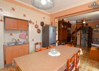 Cucina - Casa indipendente Frazione Rua inferiore, 51, Canischio - foto 11