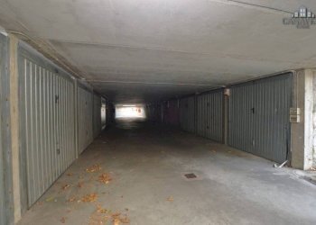 spazio di manovra comune - Box via P. Gobetti, snc, Ivrea - foto 4