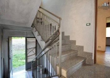 vano scala piano primo - Casa indipendente frazione Filia, SNC, Castellamonte - foto 15