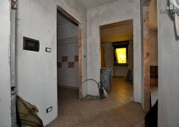 disimpegno piano rialzato - Independent house frazione Filia, SNC, Castellamonte - photo 35