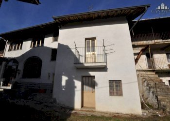 Facciata - Casa indipendente Frazione Salto, Via Asilo, Cuorgnè - foto 39