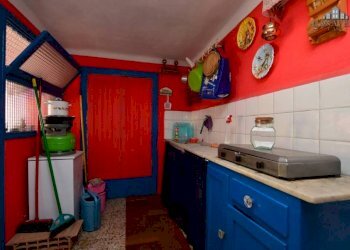 cucina - Casa indipendente via Garibaldi, 8a, Traversella - foto 5