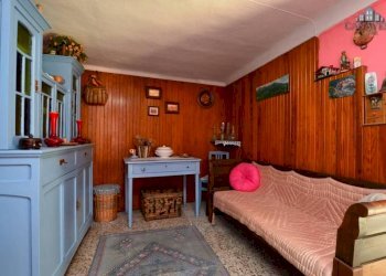 cucina - Casa indipendente via Garibaldi, 8a, Traversella - foto 6