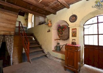 scala - Casa indipendente via Garibaldi, 8a, Traversella - foto 9