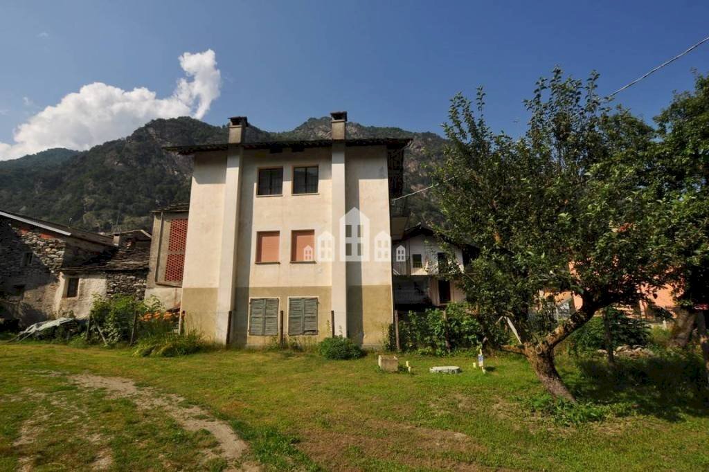 facciata - Casa indipendente Frazione Praie, Locana - foto 3