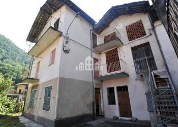 facciata - Casa indipendente Frazione Praie, Locana - foto 8