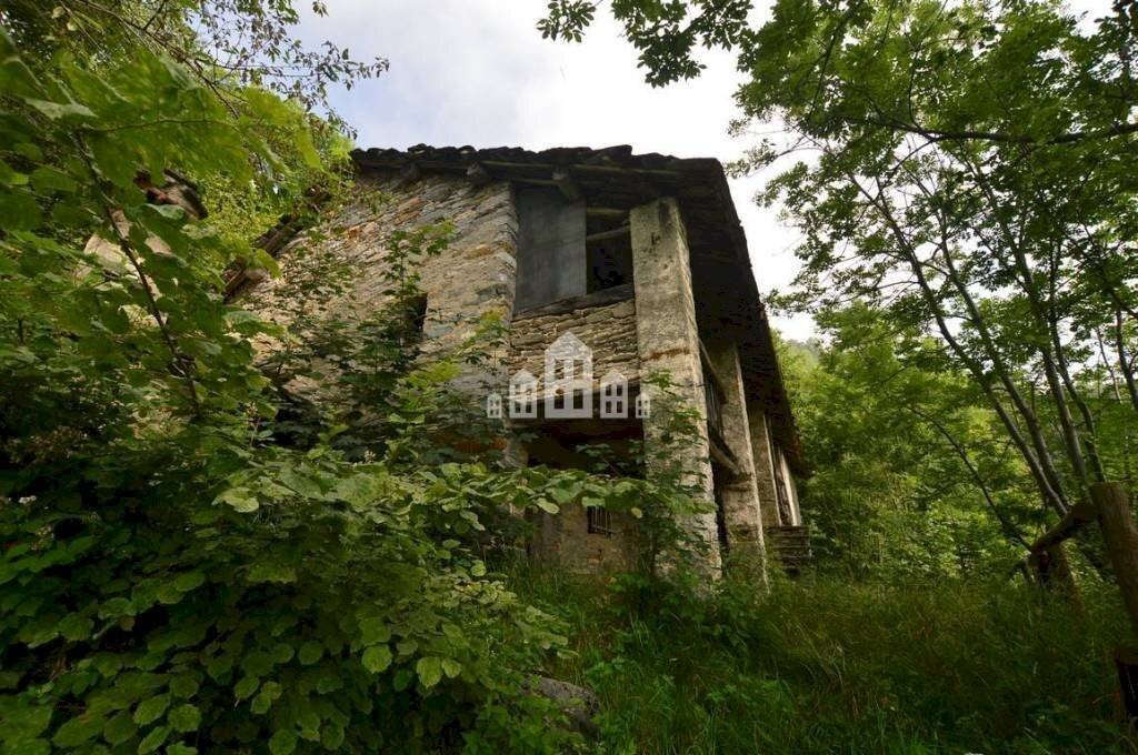 Facciata - Rustico Fraz. Gumba, Valchiusa - foto 3