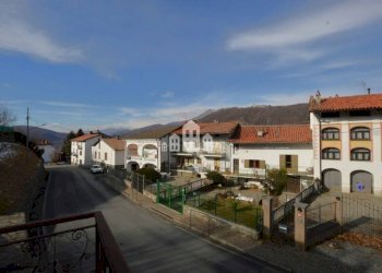 Vista - Casa indipendente via umberto I, 27, Val di Chy - foto 2