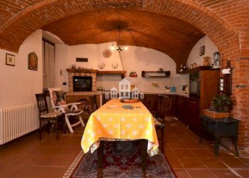 Salone - Casa indipendente via umberto I, 27, Val di Chy - foto 5