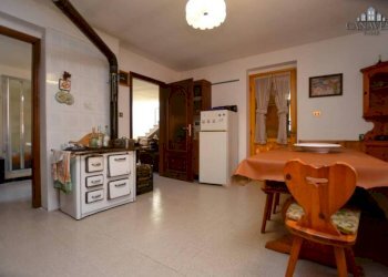 cucina - Casa indipendente strada della gatta, 15, Val di Chy - foto 12