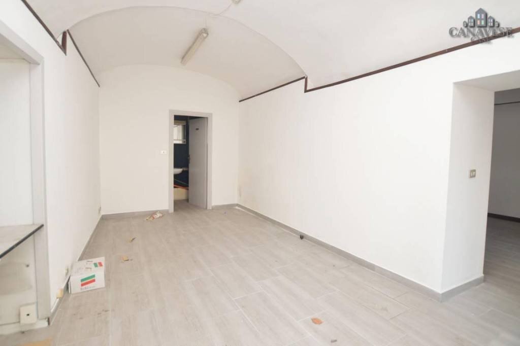 negozio - Negozio via Del Municipio, 14, Ozegna - foto 3