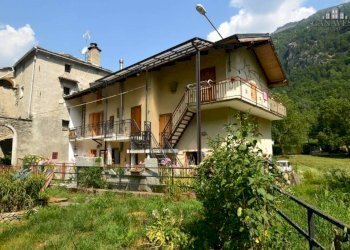 Facciata - Casa indipendente frazione Lilla, snc, Locana - foto 1