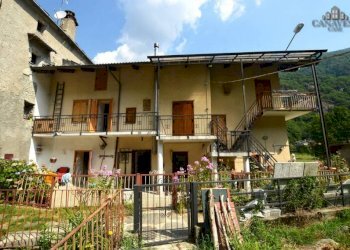 Facciata - Casa indipendente frazione Lilla, snc, Locana - foto 3