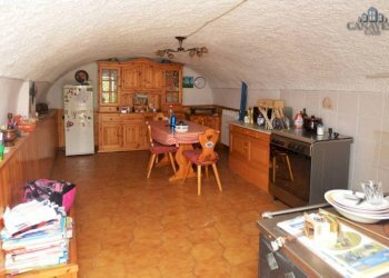 Cucina - Casa indipendente frazione Lilla, snc, Locana - foto 10