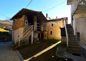 facciata - Casa indipendente via dei fiori, 3, Val di Chy - foto 2