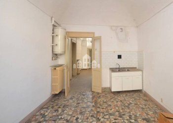 Cucina - Casa indipendente via Perrucchetti, 5, Cuorgnè - foto 4