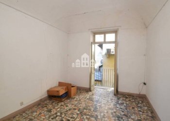 Cucina - Casa indipendente via Perrucchetti, 5, Cuorgnè - foto 5