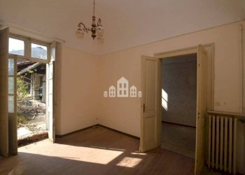 Camera da letto - Casa indipendente via Perrucchetti, 5, Cuorgnè - foto 9