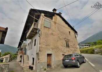 facciata - Independent house piazza Riccardi, 3, Valchiusa - photo 1