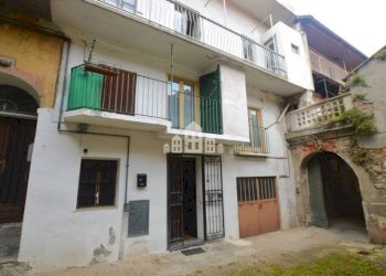 facciata - Trilocale via Arduino, 24, Cuorgnè - foto 1