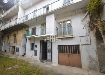 facciata - Trilocale via Arduino, 24, Cuorgnè - foto 2