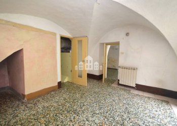 Camera da letto - Trilocale via Arduino, 24, Cuorgnè - foto 12