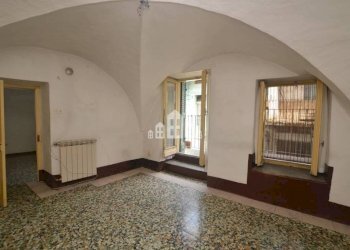 Camera da letto - Trilocale via Arduino, 24, Cuorgnè - foto 13