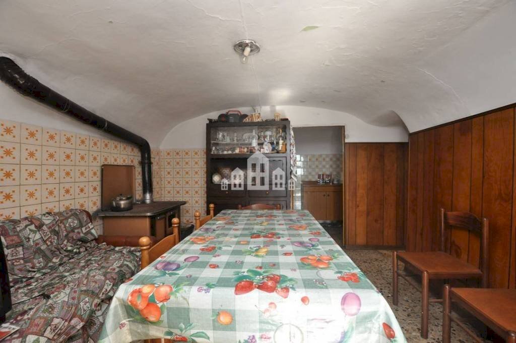 soggiorno - Casa indipendente Località Lombarnero, 26, Canischio - foto 2