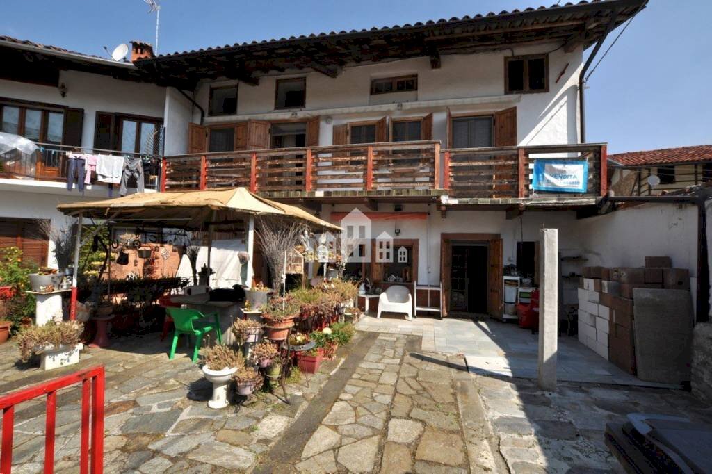 Facciata - Independent house via Breia, 1, Torre Canavese - photo 1