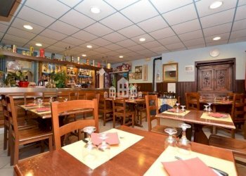 Sala da pranzo - Bar Tavola Calda - Fredda via Garibaldi, 5, Valchiusa - foto 9