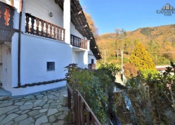 facciata - Casa indipendente Frazione Fogliasso, 12, Canischio - foto 4