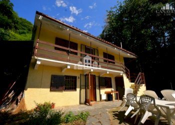 Facciata - Casa indipendente regione Pra Dau ri, 1, Val di Chy - foto 1