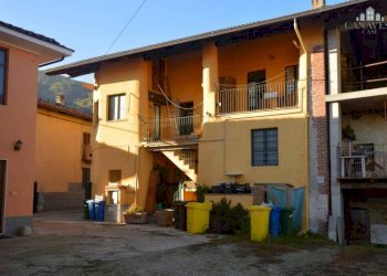facciata interno cortile - Independent house via Villa, 6, San Colombano Belmonte - photo 3