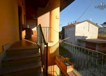 terrazzo piano primo - Casa indipendente via Villa, 6, San Colombano Belmonte - foto 4