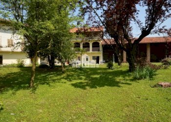 facciata - Casa indipendente via Ponte Chiusella, 74, Romano Canavese - foto 11