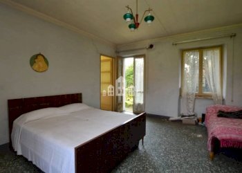 Camera da letto - Casa indipendente via Ponte Chiusella, 74, Romano Canavese - foto 17