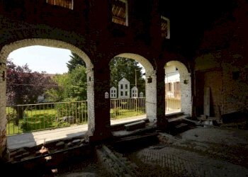 Stanza non arredata - Casa indipendente via Ponte Chiusella, 74, Romano Canavese - foto 23