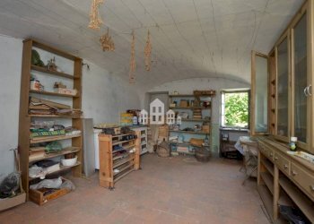 Stanza arredata - Casa indipendente via Ponte Chiusella, 74, Romano Canavese - foto 24