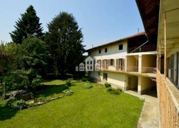 facciata - Casa indipendente via Ponte Chiusella, 74, Romano Canavese - foto 27