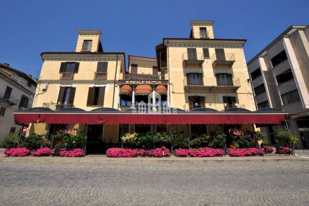 facciata - Cafeteria - Cold Bar via Garibaldi, 1, Cuorgnè - photo 1