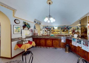 Salone - Cafeteria - Cold Bar via Garibaldi, 1, Cuorgnè - photo 7